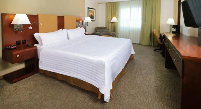 Двухместный номер Standard Holiday Inn Hotel & Suites Hermosillo Aeropuerto by IHG