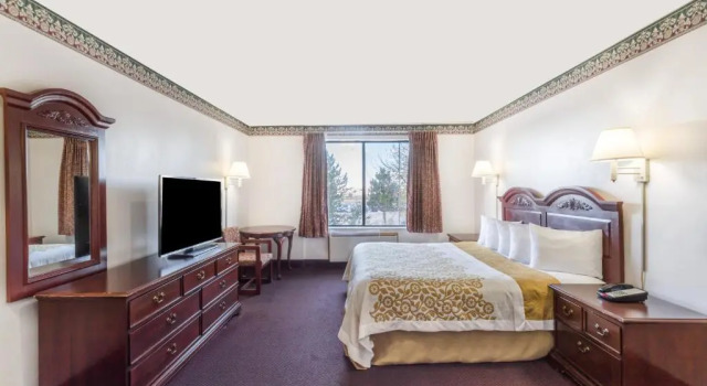Номер Standard Days Inn by Wyndham Evanston WY