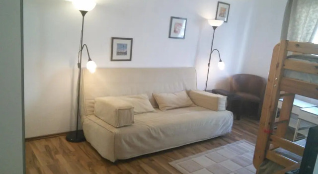Messewohnung IN Dusseldorf Rath, 预订 酒店 莱斯 杜塞尔多夫