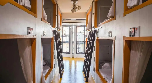 Кровать в общем номере The Port Hostel