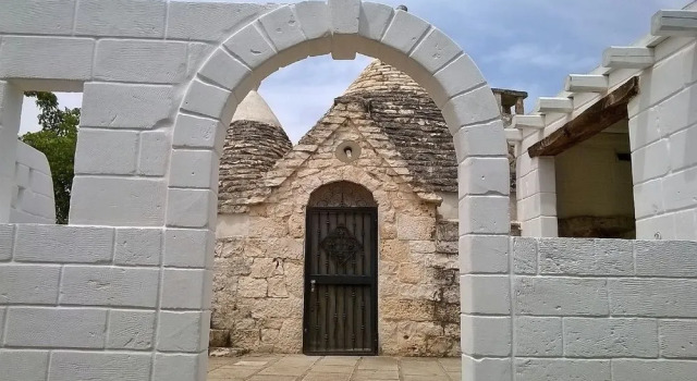 Trulli Aurasia, Buchen Sie Hotel Ceglie Messapica Itria-Tal