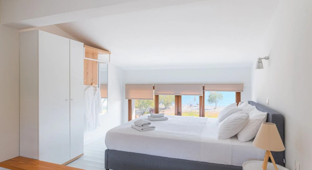 Трёхместный номер Standard с видом на море Naftilos Residences II