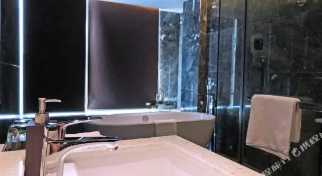 Paco Hotel (Guangzhou Baiyun Airport Liantang Metro Station), Boek Hotel Hotels in Guangdong met parkeren, Parkeren