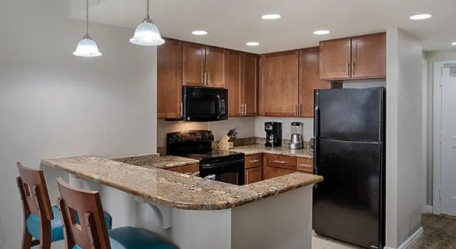 Кровать в общем номере Wyndham National Harbor 2BR Apartment with Resort Access