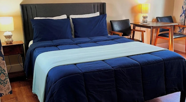 Номер Standard Blue Jay Motel