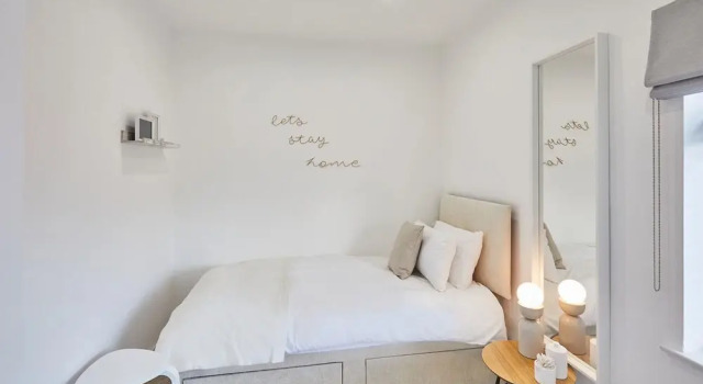 Host & Stay | Newsam Crescent