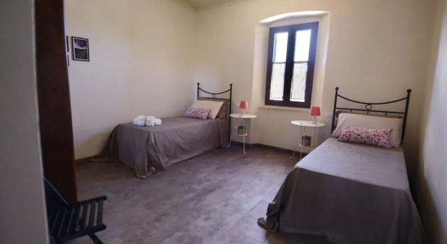 Podere Bazzino B&B, Забронировать Отель «постель и завтрак» Кастель-дель-Пьяно Валь д’Орча