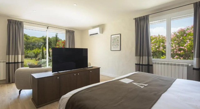 Вилла Clemence Le Vallon de Valrugues Hotel Spa & Villas