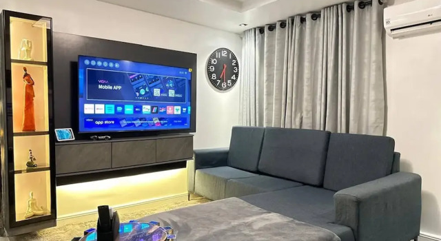 Luxurious Abuja Apartment With Private Entrance & Central AC, Prenota Appartamento Hotel a Bwari con parcheggio, Parcheggio