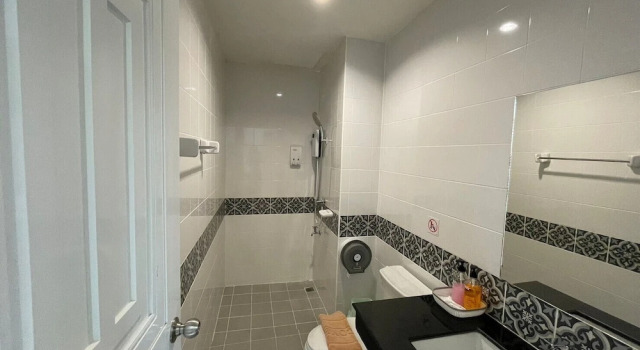 Номер Deluxe Dwell Phuket Airport Hotel at Naiyang