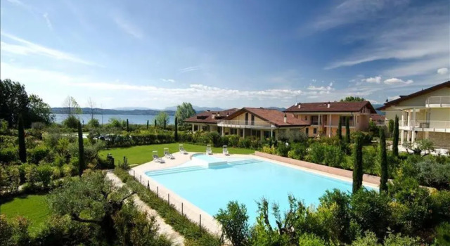 Апартаменты Resort Caesar C4 Sirmione Gardagate
