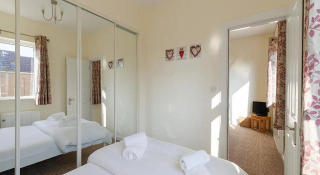 Апартаменты Sea Road Apartments