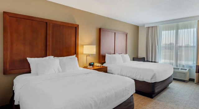 Четырёхместный номер Standard Comfort Inn & Suites Dover near Speedway