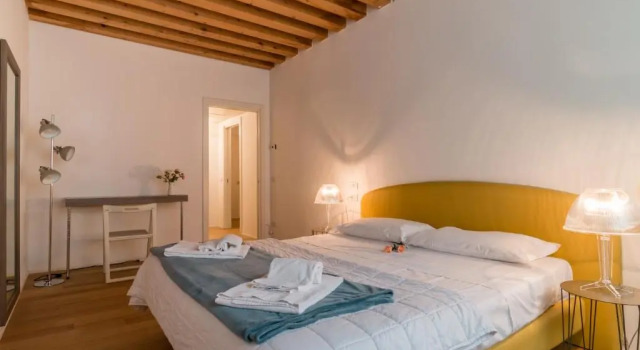 Апартаменты Deluxe Centrale Mazzoni 10