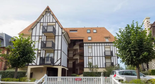 Апартаменты Charmant appartement face à la Mer avec balcon