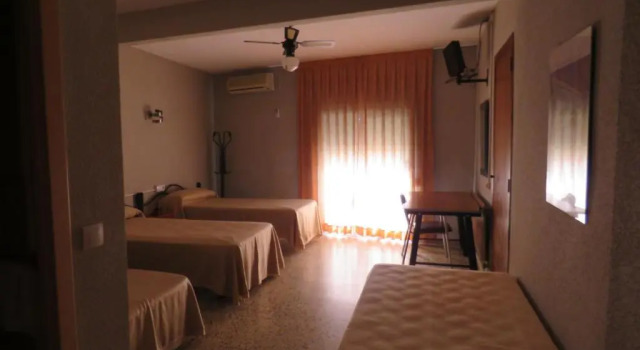 Четырёхместный номер Standard Hotel Alain by Dynamic Hotels