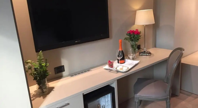 Komfort Zimmer Ferretti MajesticHouse