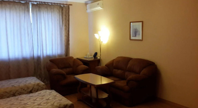 Mercury Hotel, Boek Hotel Hotels in Kharkiv met ontbijt, Ontbijt