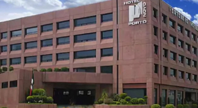 Portonovo Hotel & Suites, Забронировать Отель Отели Мехико с парковкой, рядом с Театр «Арт-Хаус-Мехико», Парковка
