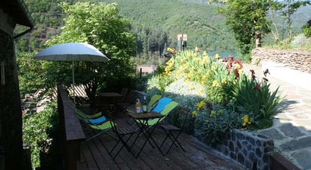 le clos d'Aurore-le Châtaignier, Prenota Hotel Hotel a Cevenne con parcheggio, Parcheggio