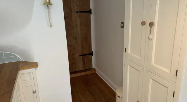 The Hollow North Wraxall, Забронировать Отель Отели Котсуолда с парковкой, Парковка