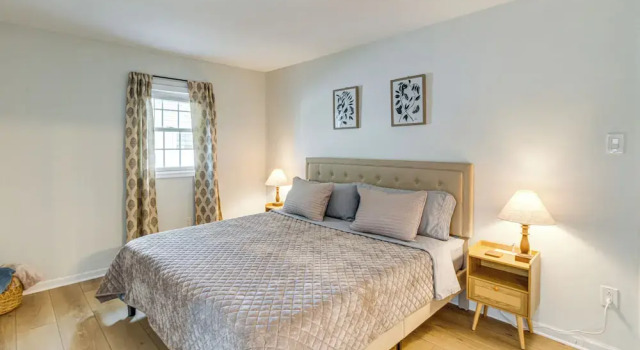 Near Dog Beach: Somers Point Escape w/ Large Yard!, Réserver Hôtel Somers Point Jersey Shore