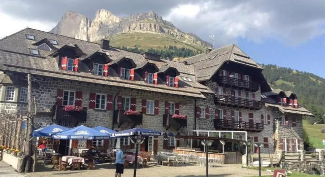 Апартаменты Appartamenti Val di Fassa Passo Costalunga 223, 119, 114
