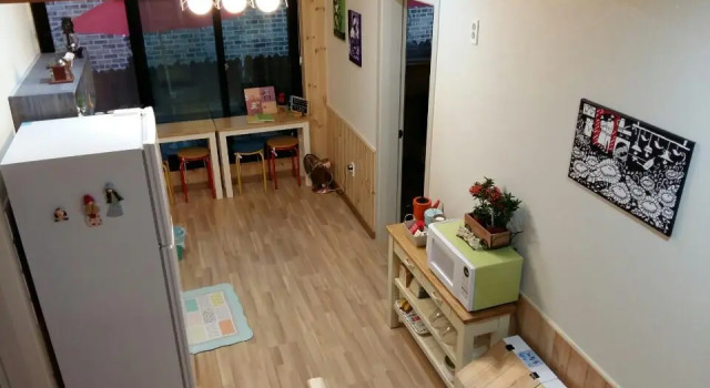 jeonju siingwajjamonggeseuteuhauseu, Забронировать Отель «постель и завтрак» Чонджу Чолла-Пукто, рядом с Ночной рынок на рынке Намбу в Чонджу