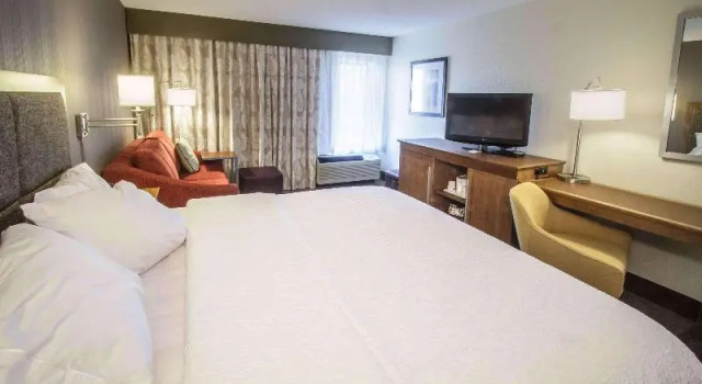 Студия Hampton Inn South Haven