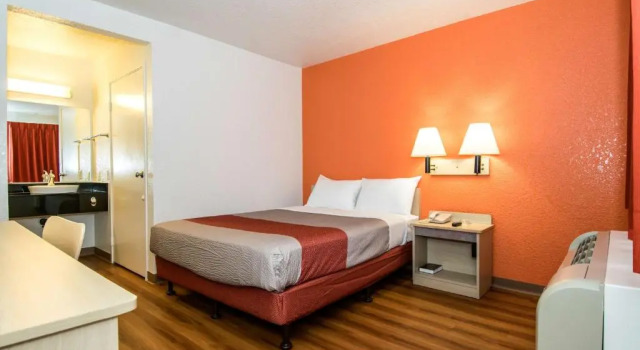 Двухместный номер Standard Motel 6-Anaheim, CA - Fullerton East