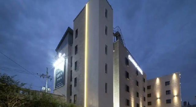 Centro Hotel, Buchen Sie Hotel Jicheon Daegu (und Umgebung)