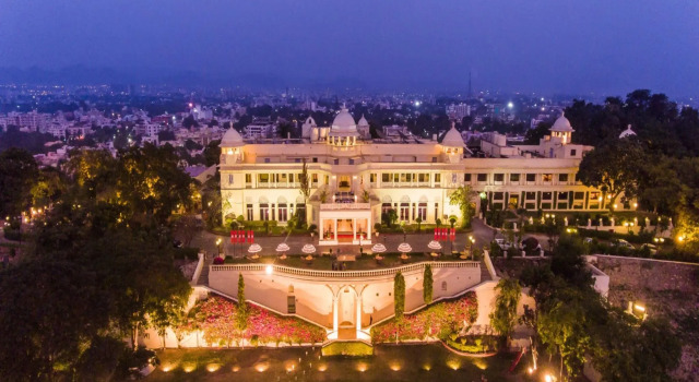 Люкс The Lalit Laxmi Vilas Palace