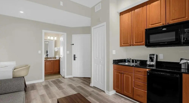 Двухместный номер Deluxe с балконом Premier Resort Condos Near Disney & Universal