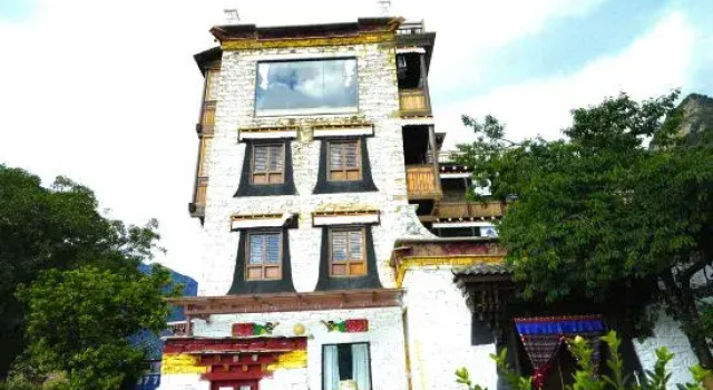 Danba Zongkar Homestay, Buchen Sie Hotel Danba Sichuan