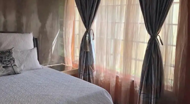 Khuvena Guest House