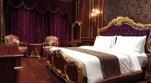 V V Hotel Battambang, Забронировать Отель Отели Баттамбанга 3 звезды, рядом с Union Commercial Bank, 3*
