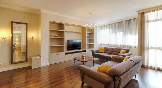 Апартаменты с 2 комнатами с балконом и с видом на озеро THE ROOMS - Serviced Apartments Tirana