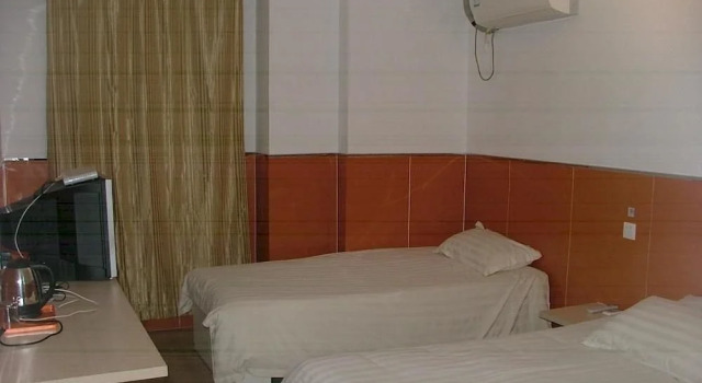 99 Inn, Book Hotel Huli 