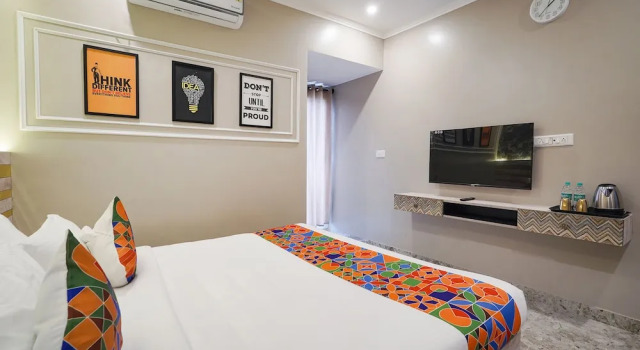 Номер Premium Fabhotel Lg Signature
