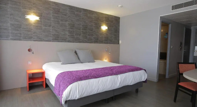 Двухместный номер Standard с видом на горы Logis Hôtel & Spa Marina dAdelphia
