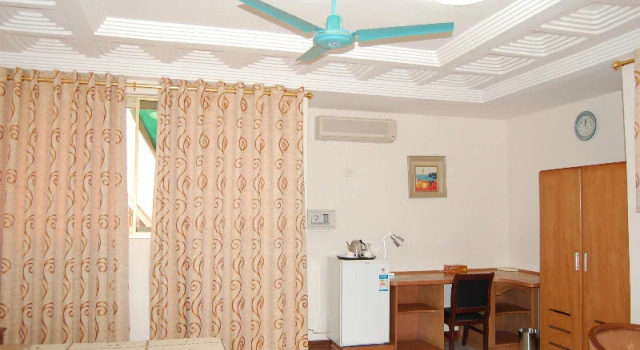 Forest Gate Hotel, Reserva ahora Hotel Hoteles en Gran Acra con aparcamiento, Aparcamiento