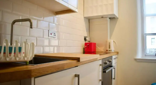Charming City Centre Flat, Edinburgh