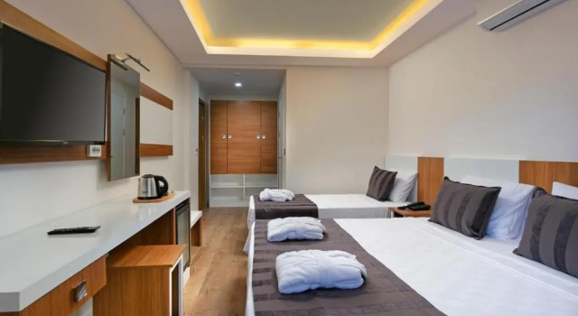 Трёхместный номер Standard с видом на сад Le Marden Hotel Spa