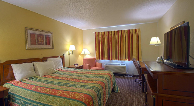 Номер Standard Geneva Motel