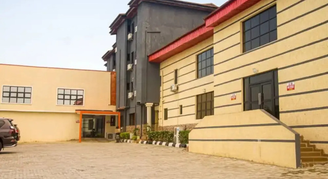 Responsible Leaders Hotel, Book Hotel Ikeja 