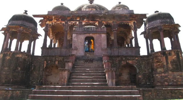 Ranthambore jungle cave, Забронировать Отель Отели штата Раджастхана с парковкой, Парковка