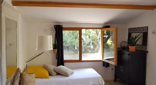 Chambre d`hotes Caseddu Di Poggiale, Varaa Hotelli Figari 