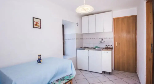 Студия с балконом Apartments Jug