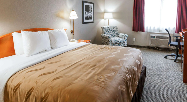 Двухместный номер Standard Quality Inn Burlington near Hwy 34
