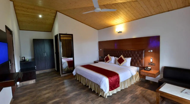 Номер Deluxe Kasauli Hills Resort